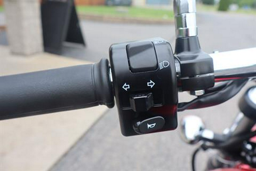 2025 Kawasaki Vulcan 900 Custom