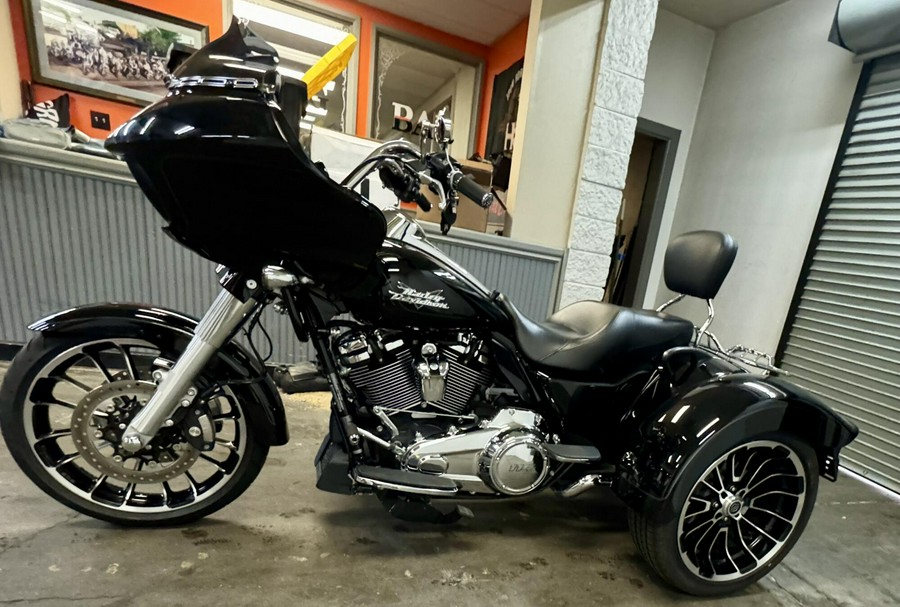FLTRT 2023 Road Glide® 3