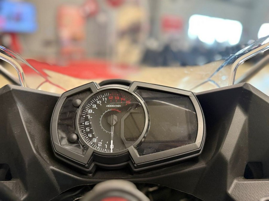 2023 Kawasaki Ninja® 400 Base