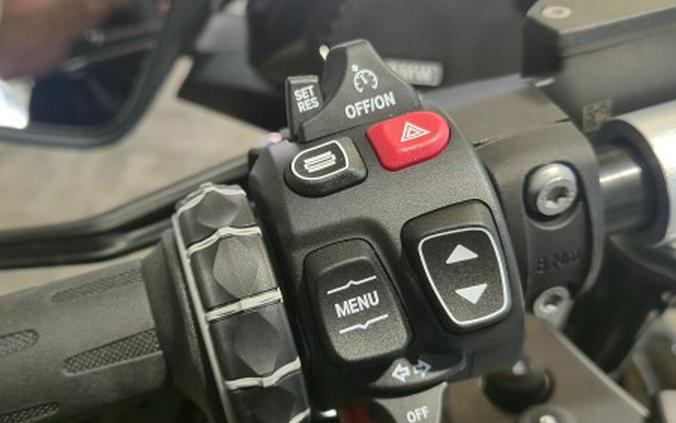 2026 BMW Motorrad R 1300 RT