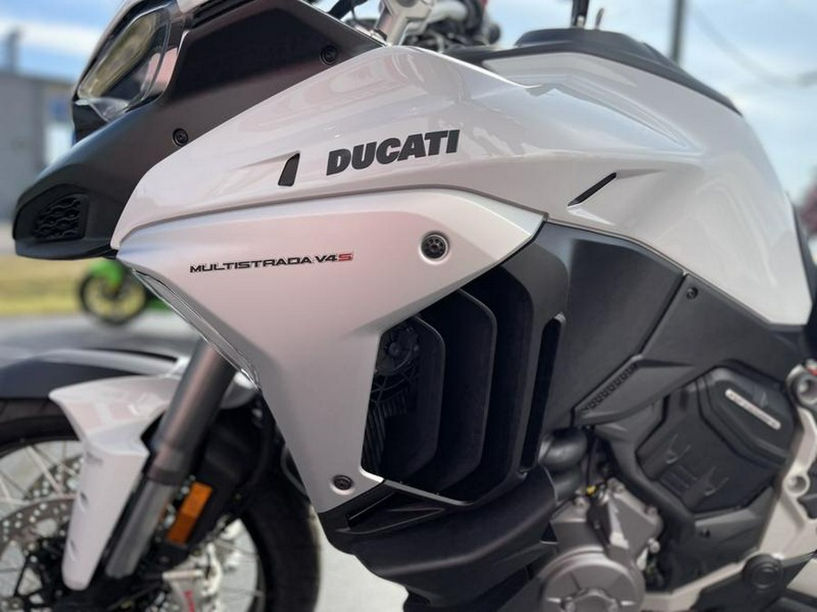 2024 Ducati Multistrada V4 S Travel & Radar Spoked Wheels Iceberg White