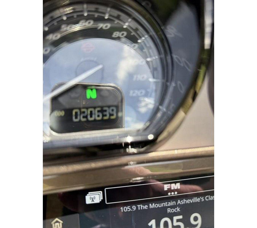 2021 Harley-Davidson® FLHTKSE - CVO™ Limited