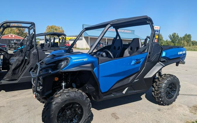 2023 Can-Am® Commander XT 700