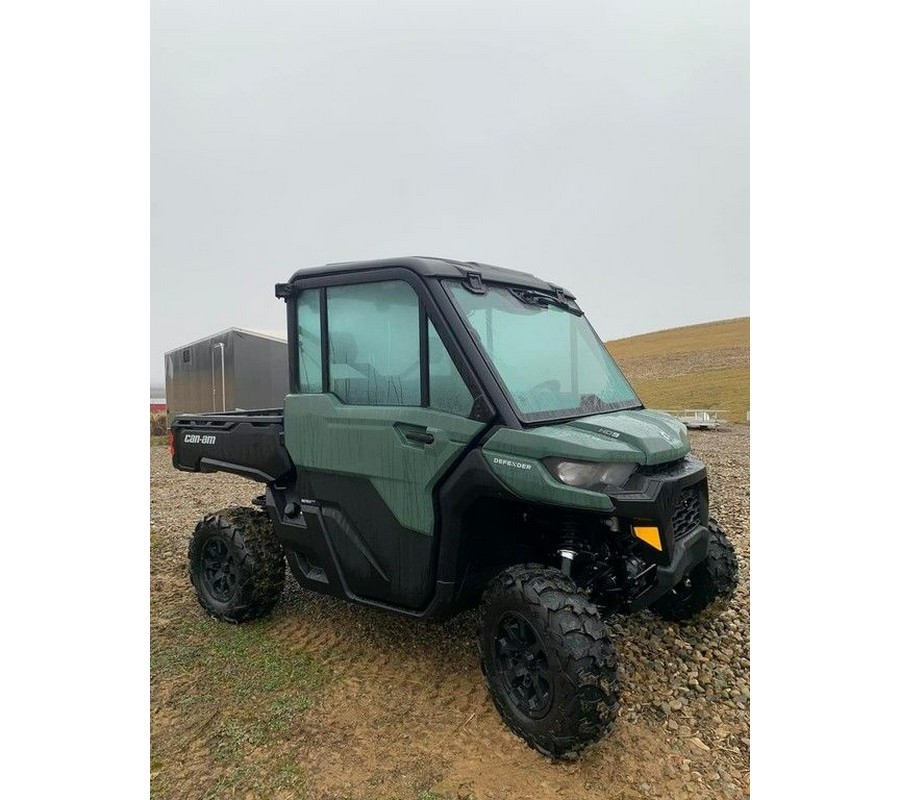 2024 Can-Am® Defender DPS CAB HD9