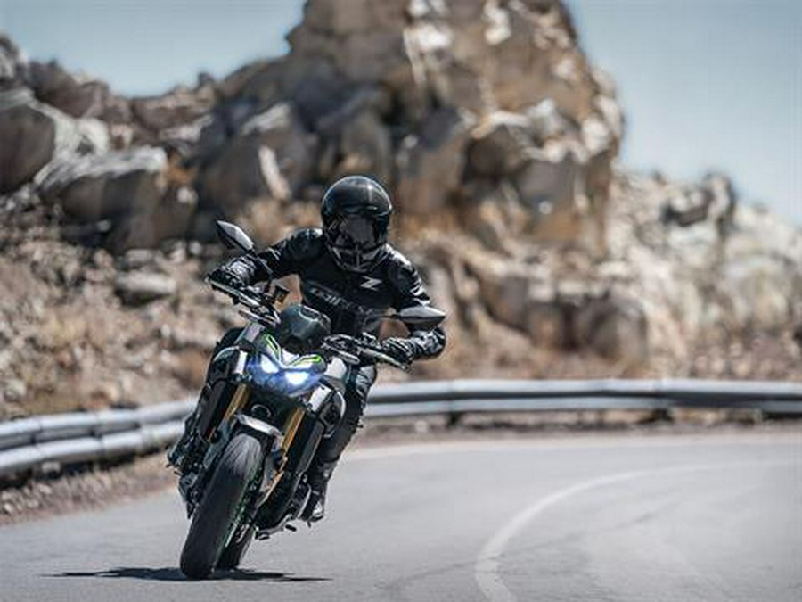 2025 Kawasaki Z900 SE ABS