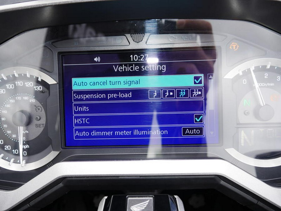 2018 Honda® Gold Wing Tour Pearl Hawkseye Blue