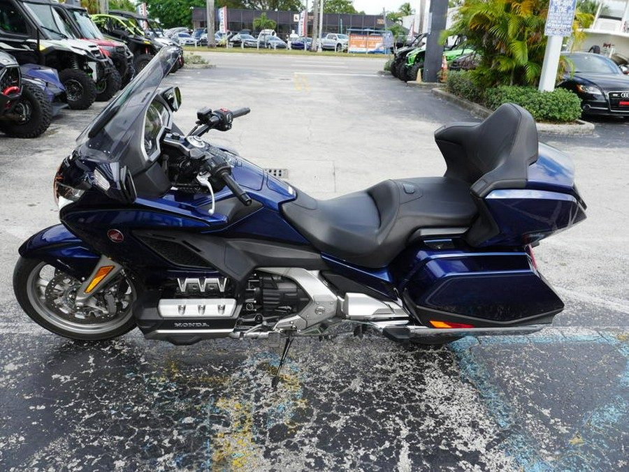 2018 Honda® Gold Wing Tour Pearl Hawkseye Blue