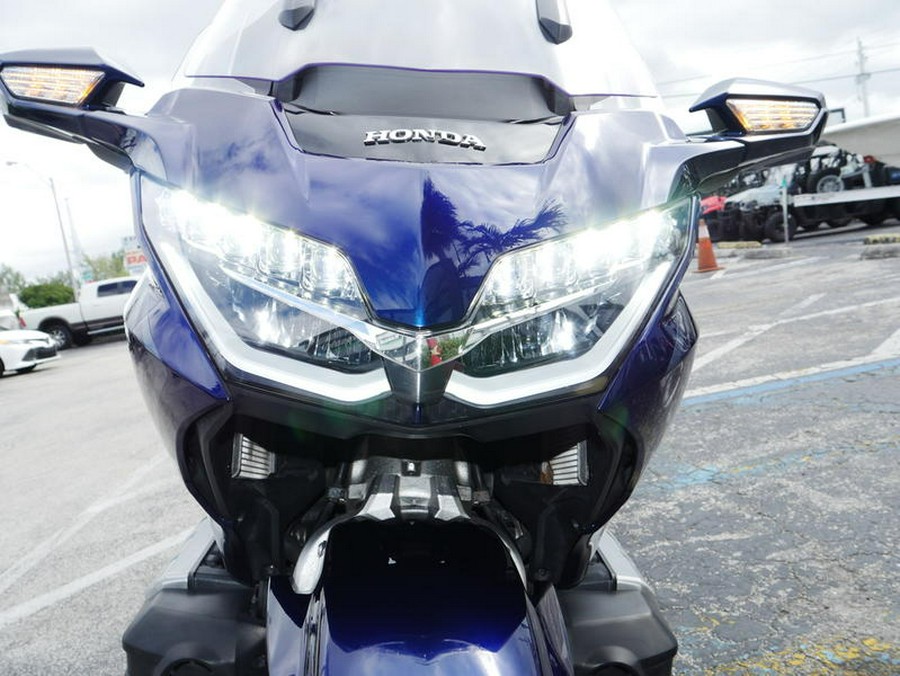 2018 Honda® Gold Wing Tour Pearl Hawkseye Blue