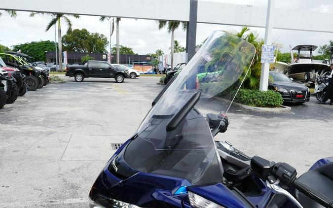 2018 Honda® Gold Wing Tour Pearl Hawkseye Blue