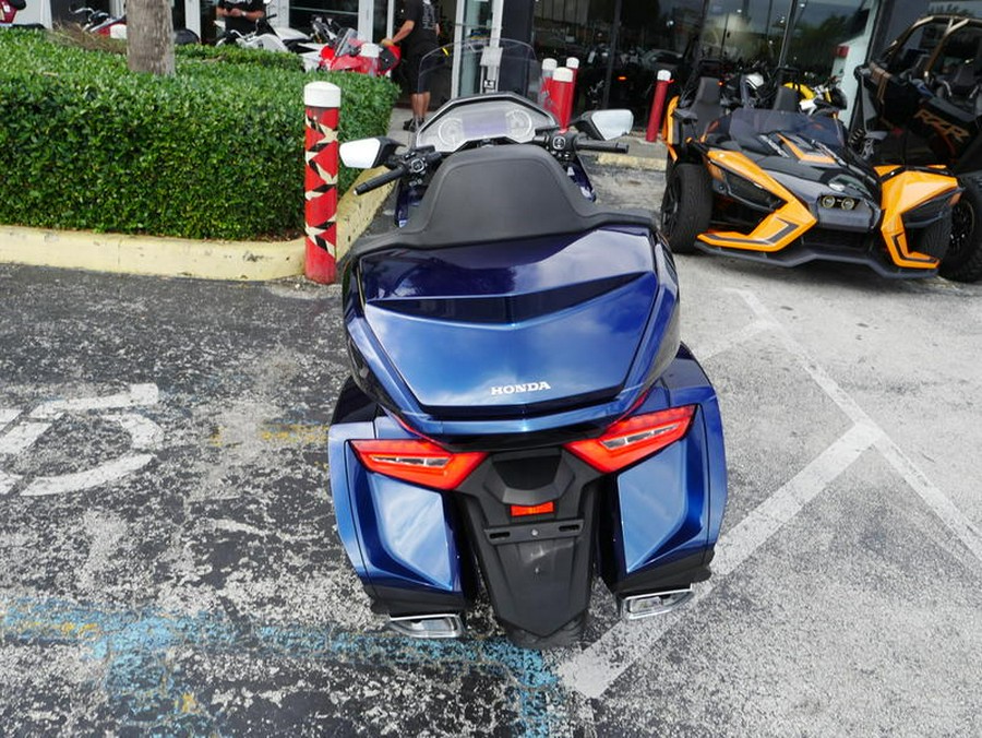 2018 Honda® Gold Wing Tour Pearl Hawkseye Blue