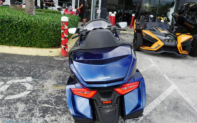 2018 Honda® Gold Wing Tour Pearl Hawkseye Blue