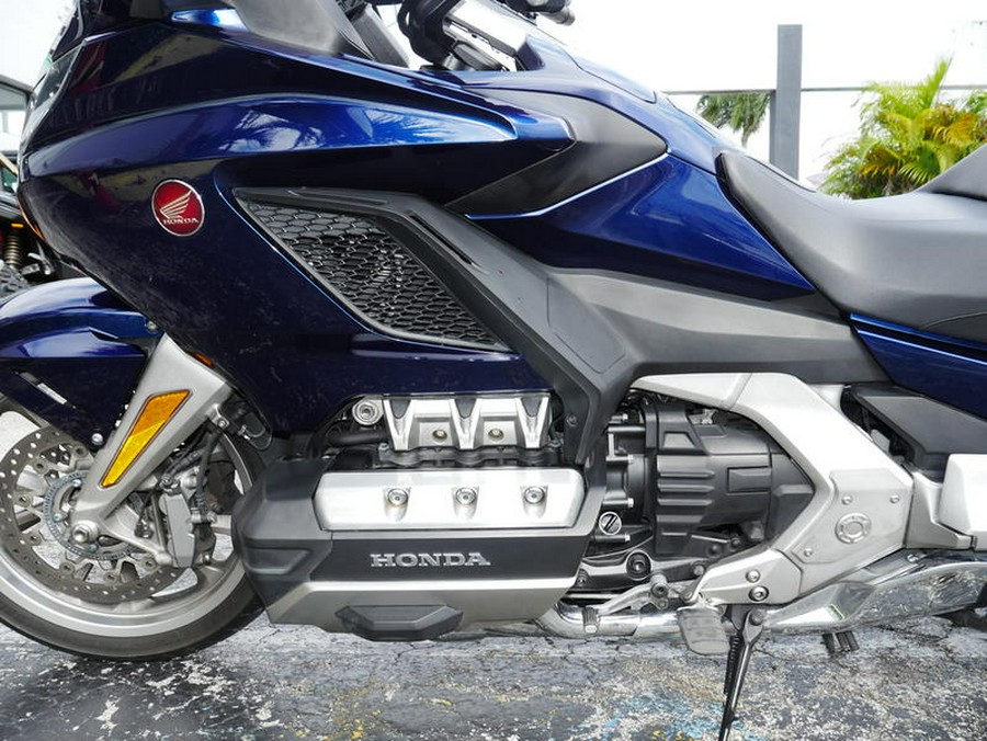 2018 Honda® Gold Wing Tour Pearl Hawkseye Blue