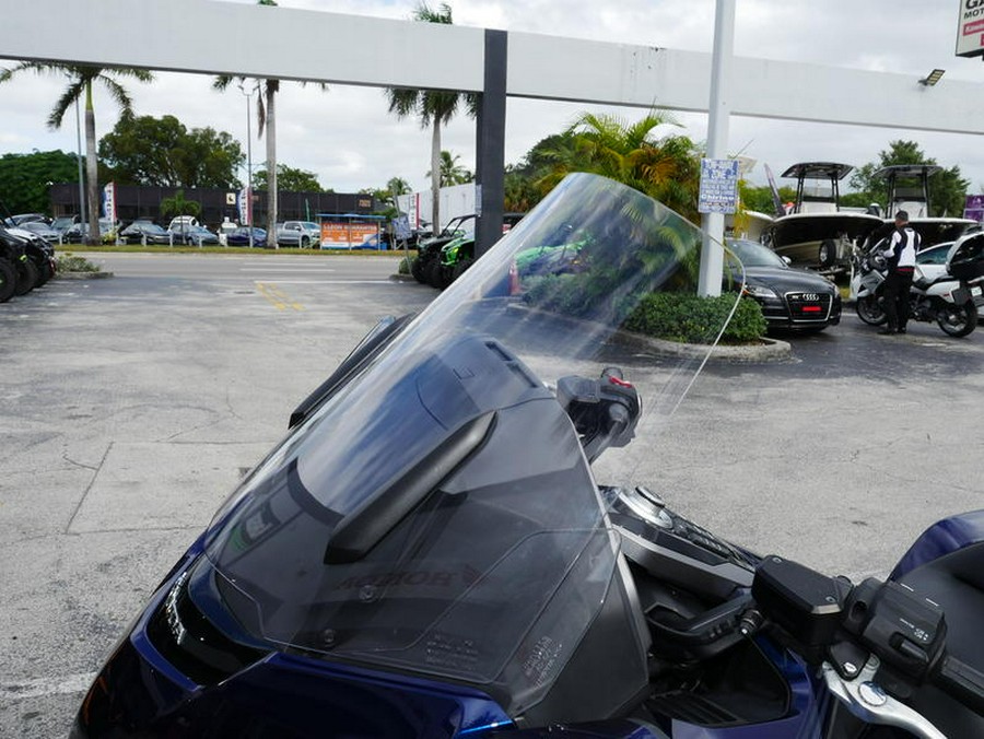 2018 Honda® Gold Wing Tour Pearl Hawkseye Blue