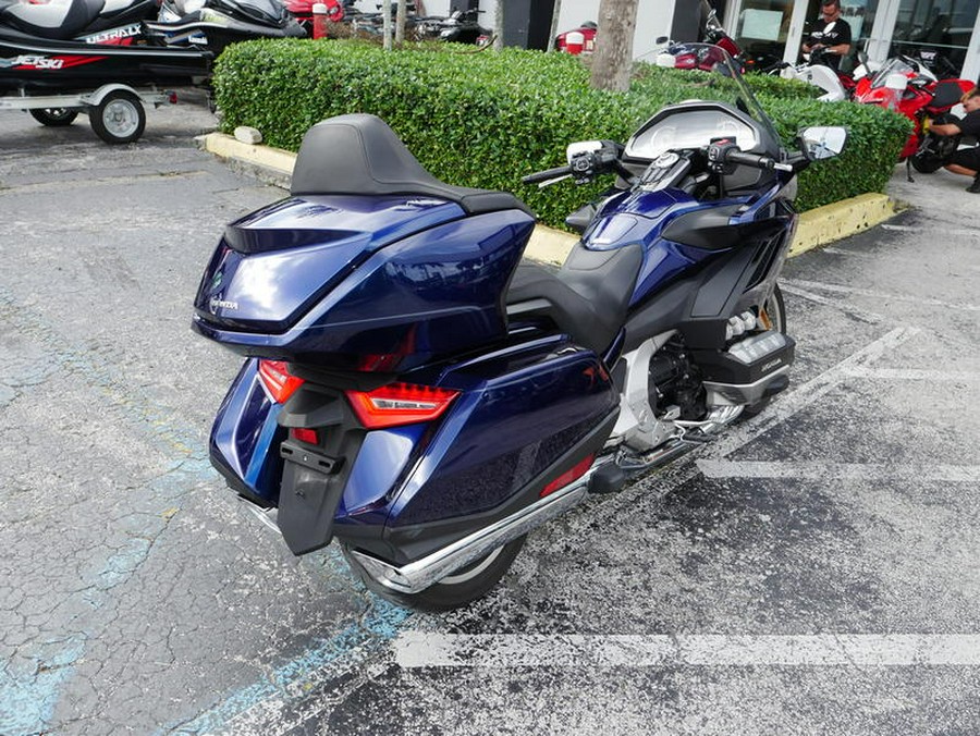 2018 Honda® Gold Wing Tour Pearl Hawkseye Blue