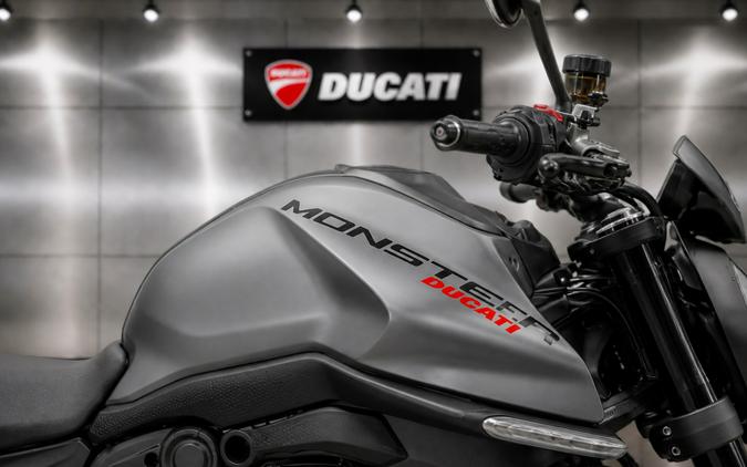 2026 DUCATI MONSTER 937 PLUS