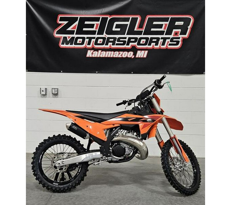 2025 KTM 300 SX