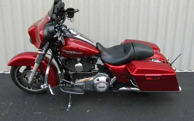 2012 Harley-Davidson® FLHX - Street Glide®