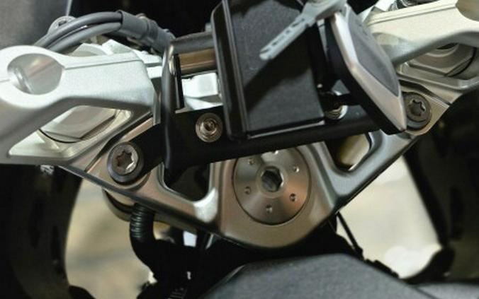 2026 BMW Motorrad R 1300 RS