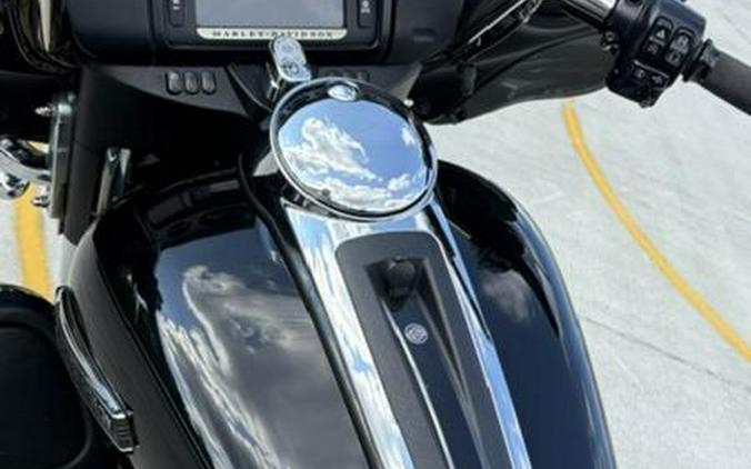 2018 Harley-Davidson® FLHTCU - Electra Glide® Ultra Classic®