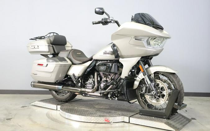 2023 Harley-Davidson CVO Road Glide