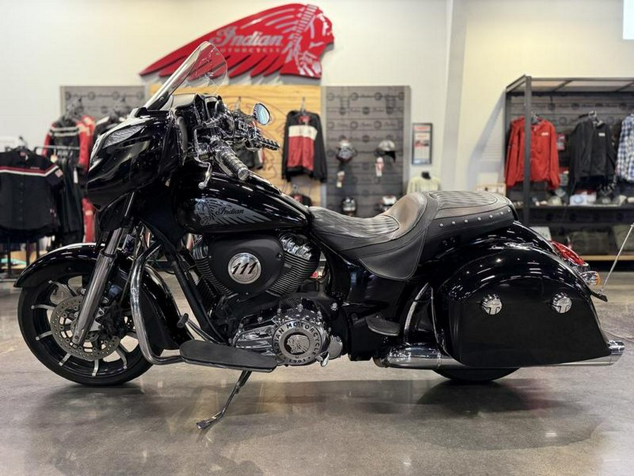 2017 Indian Motorcycle® Chieftain® Limited Thunder Black