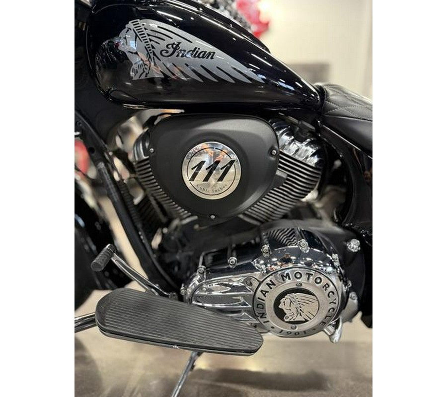 2017 Indian Motorcycle® Chieftain® Limited Thunder Black