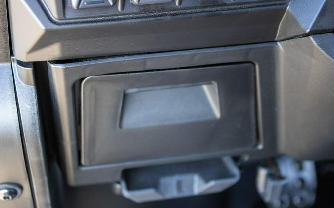 2026 CAN-AM DEFENDER MAX XT HD11 WITH 1025 INCH TOUCHSCREEN