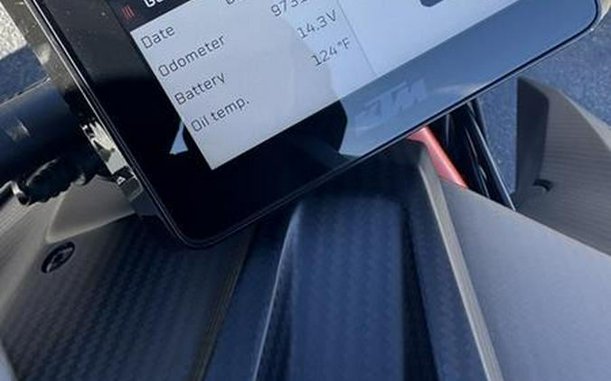 2022 KTM 1290 Super Duke R EVO