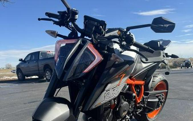 2022 KTM 1290 Super Duke R EVO