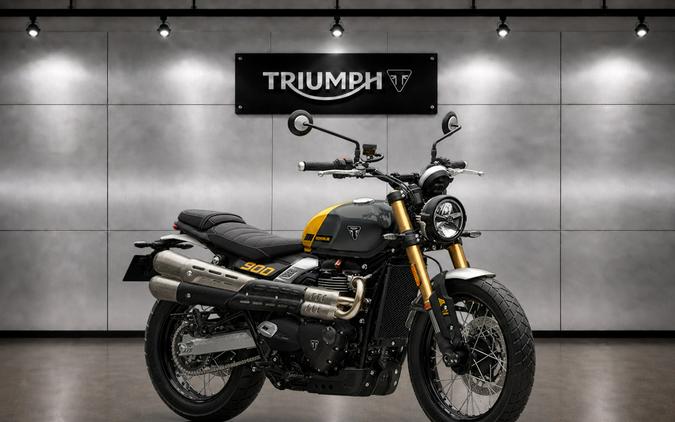 2026 TRIUMPH SCRAMBLER 900