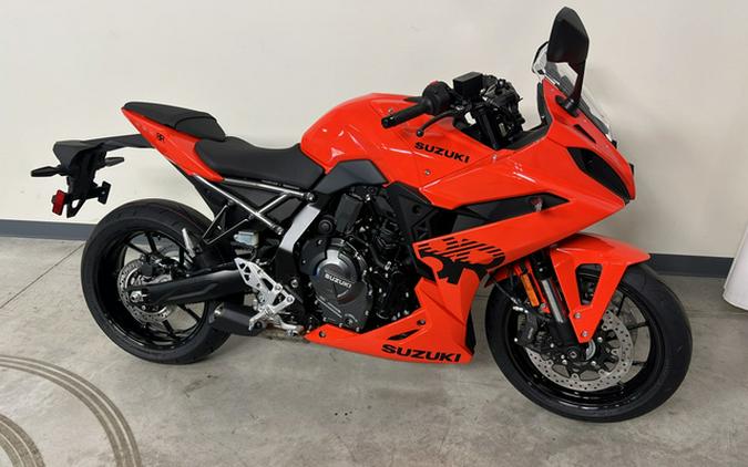 2026 Suzuki GSX 8R (GSX800FRQM6)