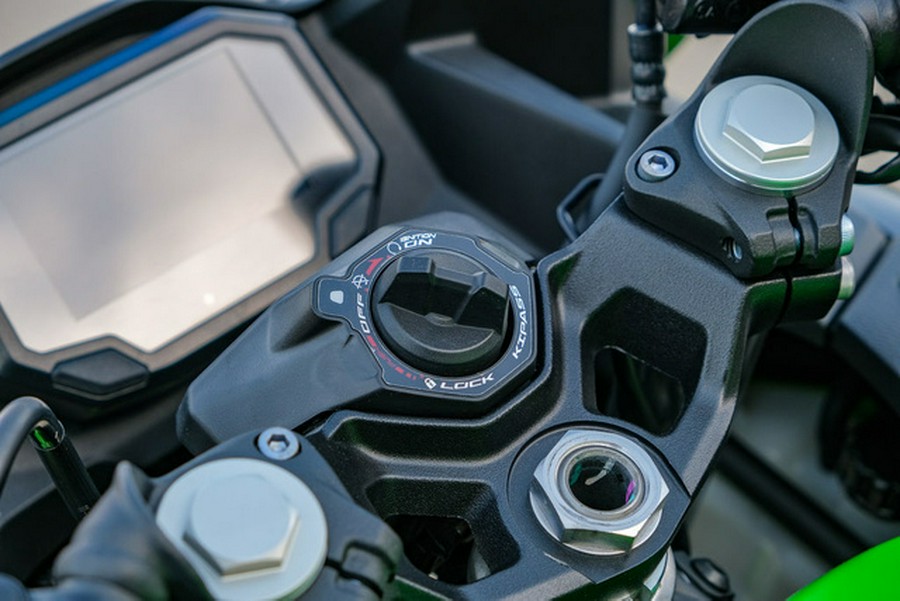 2025 Kawasaki Ninja 500 SE ABS