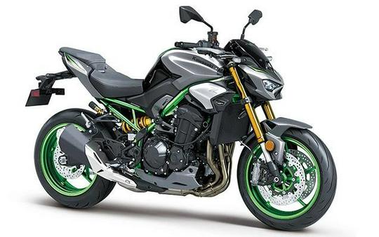 2025 Kawasaki Z900 SE