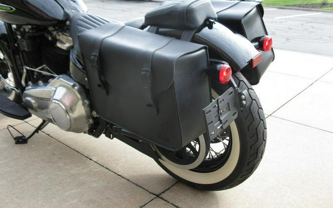 2021 Harley-Davidson® FLSL - Softail Slim®