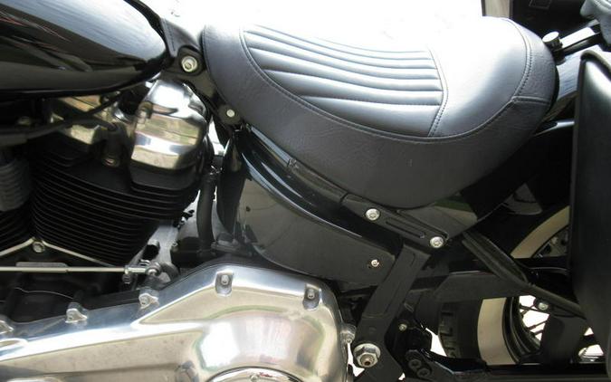 2021 Harley-Davidson® FLSL - Softail Slim®