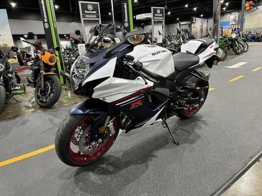 2024 SUZUKI GSX-R600