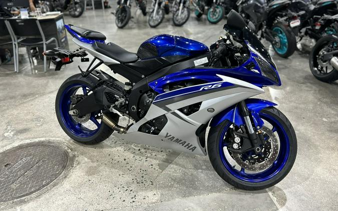 2016 Yamaha YZF-R6 CA