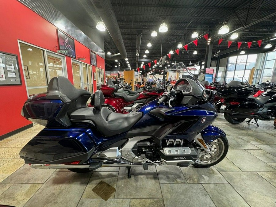 2018 Honda® Gold Wing Tour Automatic DCT Pearl Hawkseye Blue