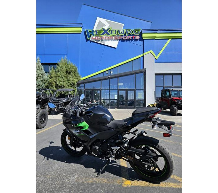 2023 Kawasaki Ninja 400