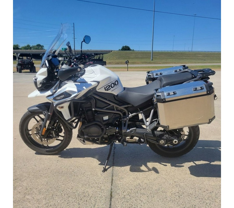 2018 Triumph Tiger 1200 XRX Crystal White