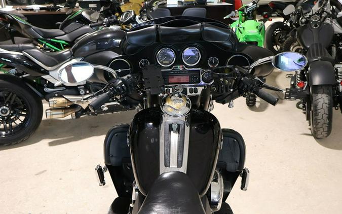 2010 Harley-Davidson Trike FLHTCUTG - Tri Glide Ultra Classic