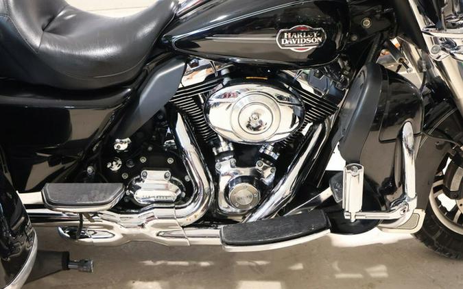 2010 Harley-Davidson Trike FLHTCUTG - Tri Glide Ultra Classic