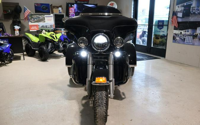 2010 Harley-Davidson Trike FLHTCUTG - Tri Glide Ultra Classic