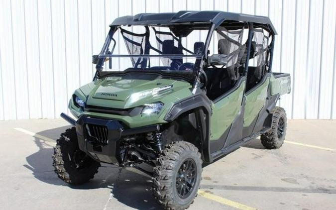 2023 Honda® Pioneer 1000-6 Deluxe Crew