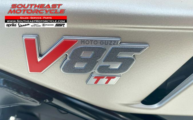 2025 Moto Guzzi V85 TT Travel