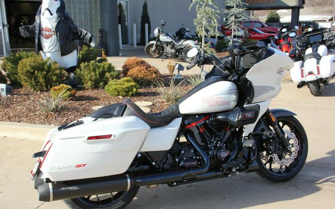 2024 Harley-Davidson CVO Road Glide ST