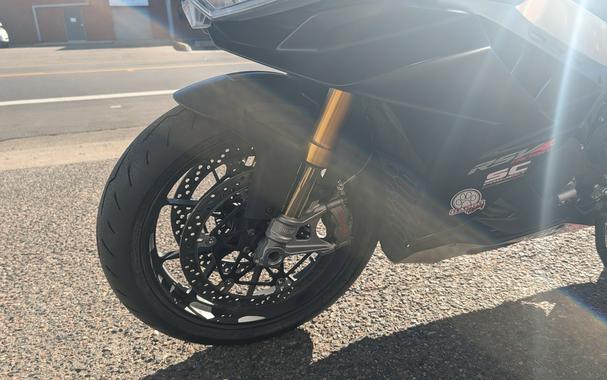 2022 Aprilia RSV4 1100 Factory