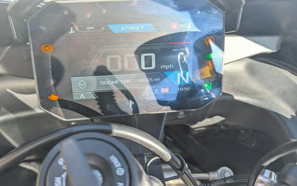 2022 Aprilia RSV4 1100 Factory