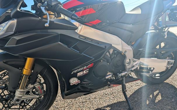 2022 Aprilia RSV4 1100 Factory