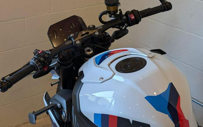 2026 BMW M 1000 R